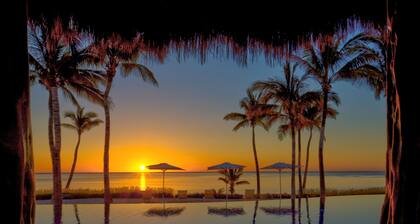 Lower Palmilla: Oceanfront room with pivate pool and jacuzzi