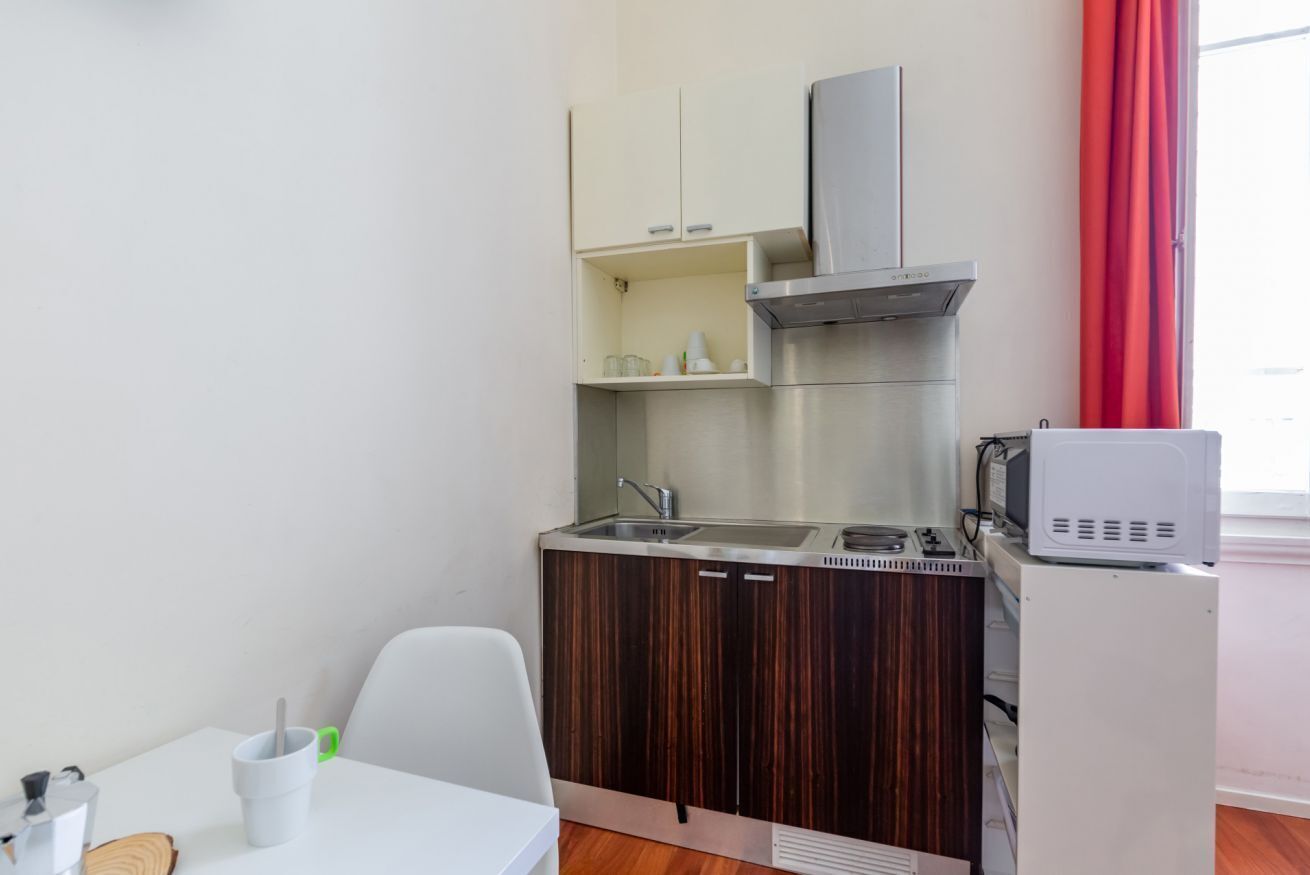 Microwave, stovetop, toaster