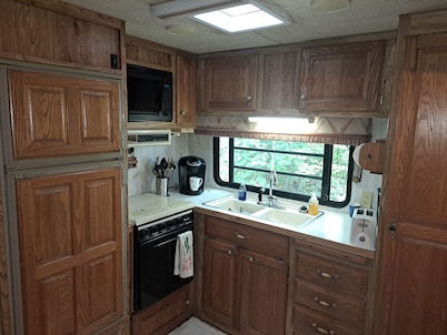 99 NuWa 5th wheel offers a quiet relaxing getaway for yourself or has room for 4