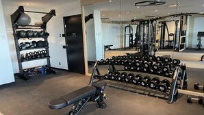 Unclassified image, 3 of 45, button - Modern Harbour View Sustainable Luxury Condo: 1 Bedroom 1 Bath (Victoria)