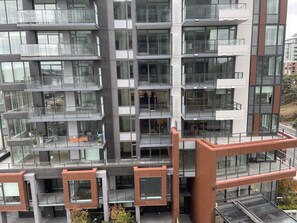 Exterior - Modern Harbour View Sustainable Luxury Condo: 1 Bedroom 1 Bath (Victoria)