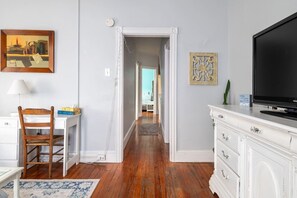 Interior - Cozy 2nd Floor3 bedroom unit with off street parking (Sinking Spring)