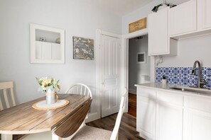 Dining - Cozy 2nd Floor3 bedroom unit with off street parking (Sinking Spring)