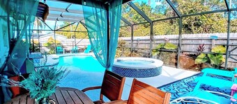 Heated Saltwater Pool & Hot Tub • Tiki Bar • Pet-Friendly Vero Beach Hideaway