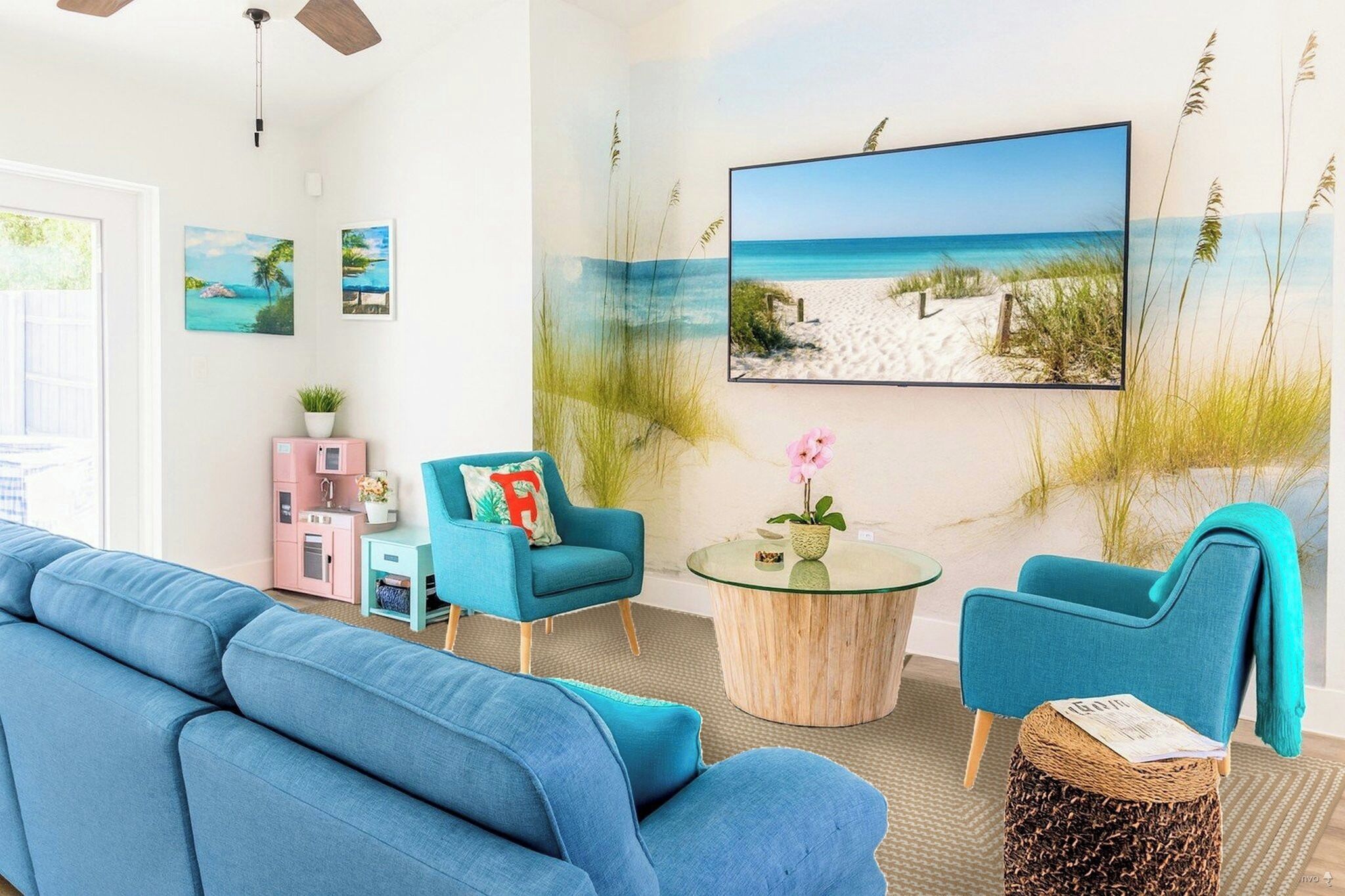 Smart-TV, bøker og stereoanlegg