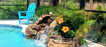 Heated Saltwater Pool & Hot Tub • Tiki Bar • Pet-Friendly Vero Beach Hideaway