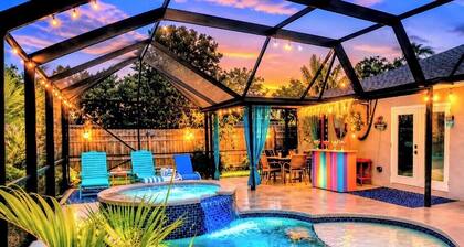 Private Resort Retreat • Heated Pool, Spa & Tiki Bar • Pets ok• Beaches nearby