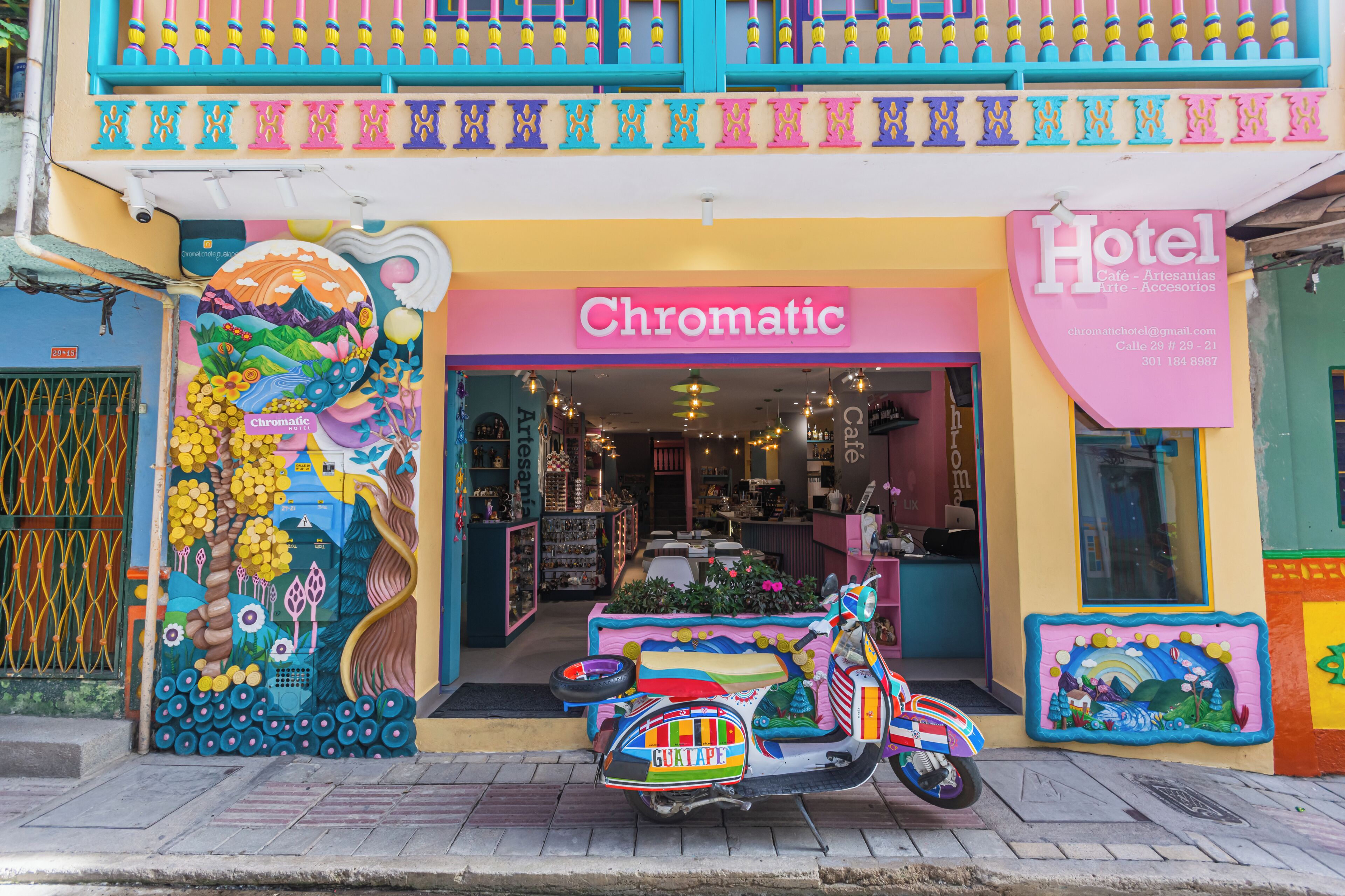 Photo - Hotel Chromatic
