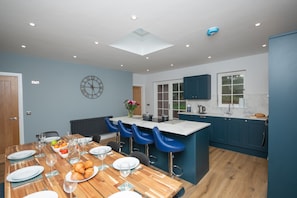 Dining - Historical Holmehill Lodge - a family friendly home for get togethers! (Dunblane)