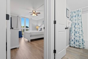 3 chambres, fer et planche à repasser, Wi-Fi gratuit, draps fournis