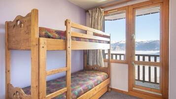 1 bedroom, WiFi (free)