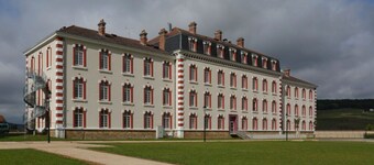 Value Apt near Vineyards | Free Wi-Fi