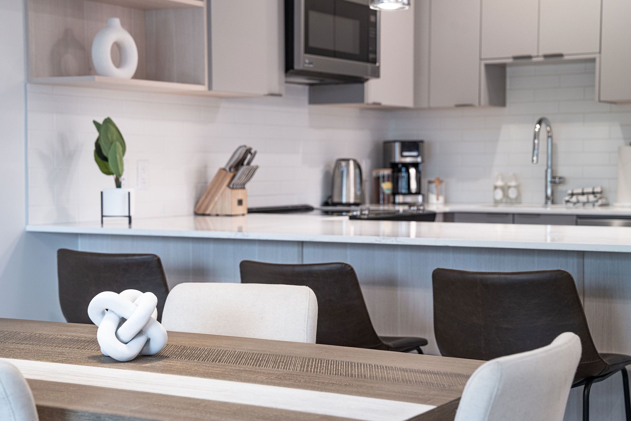 Condo | In-room dining