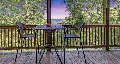 Nantahala Nook Hot Tub, Game Room & Stunning Views