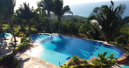 Stunning ocean views in relaxation paradise! Serenity and nature await!