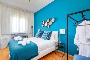 2 bedrooms, in-room safe, iron/ironing board, travel cot - Art Deco - Sleepwithme - Free Parking - Free Breakfast - Very connected (Pisa)