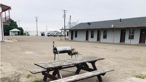BBQ/picnic area