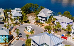 Exterior - Seaside Serenity | Community Heated Pool | Private Beach Access | Tennis, Pickleball and Basketball (Panama City Beach)