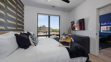 2 soverom, strykejern/-brett, reiseseng for barn og wi-fi (inkludert)