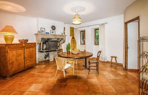 Dining - Luxurious home in Malataverne (Malataverne)