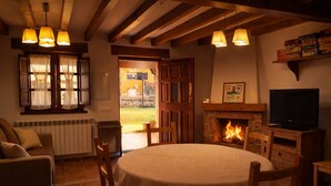 Interior - El Jardín de Casa Male (Pimiango)