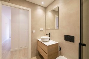 Hårtørrer, håndklæder