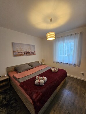 1 chambre, fer et planche à repasser, Wi-Fi, draps fournis