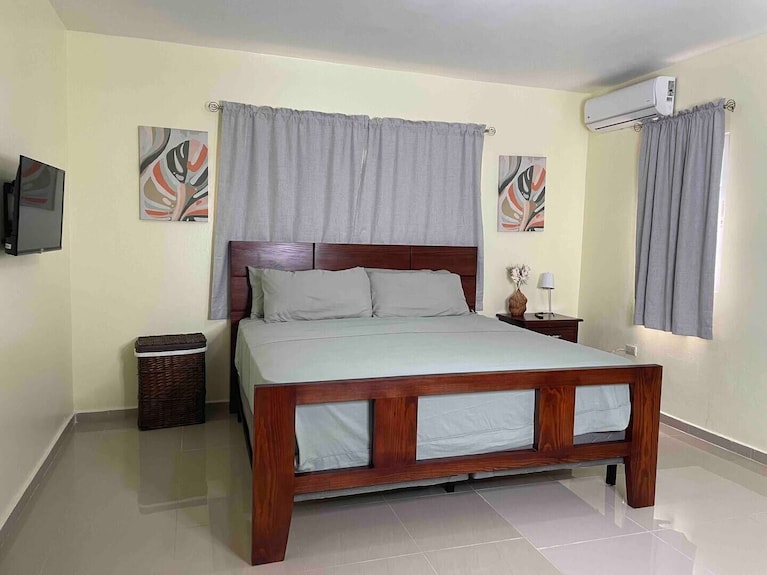 Tesoro De Torre Alta: Beach, Grill + Air Conditioner - Puerto Plata