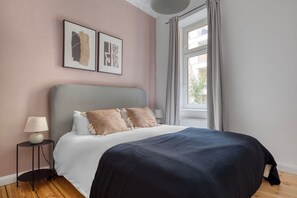 1 chambre, fer et planche à repasser, Wi-Fi, draps fournis