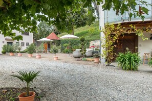 Property grounds - Panorama apartment with balcony (Salem)