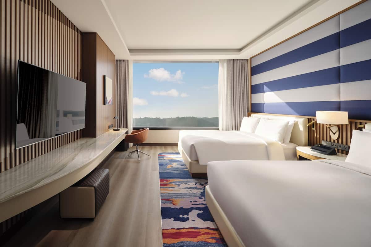 Down duvets, minibar, in-room safe, desk