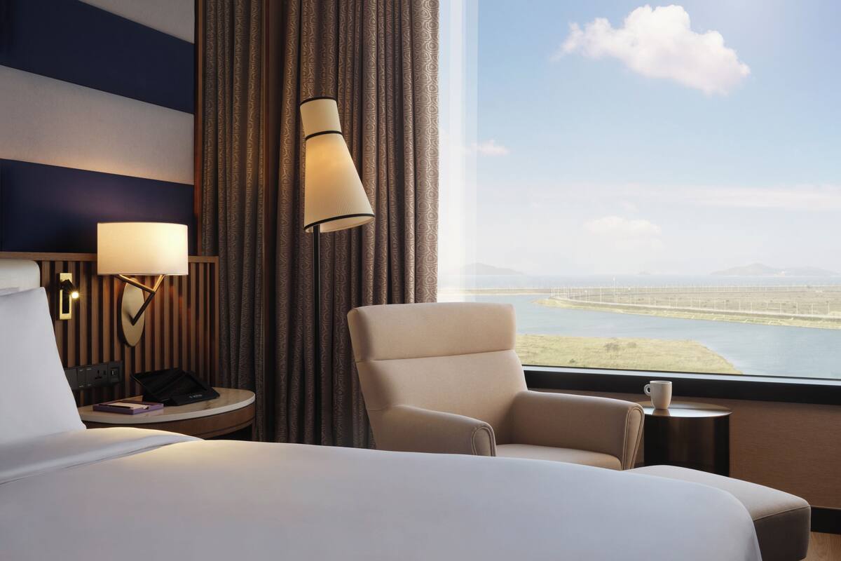 Down duvets, minibar, in-room safe, desk