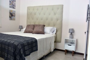 1 Schlafzimmer, Bügeleisen/Bügelbrett, kostenloses WLAN, Bettwäsche