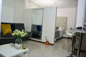 1 Schlafzimmer, Bügeleisen/Bügelbrett, kostenloses WLAN, Bettwäsche