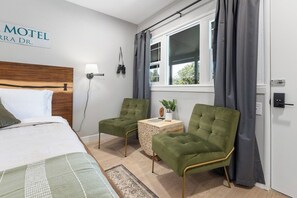 1 habitación, tabla de planchar con plancha, wifi y ropa de cama 