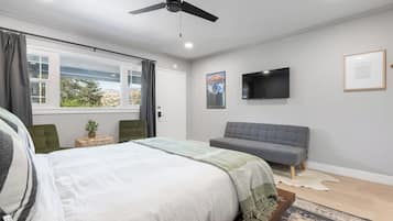 1 bedroom, iron/ironing board, WiFi, bed sheets