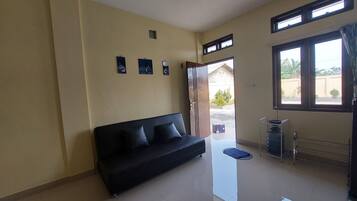 Comfort-rum | Skrivbord, strykjärn/strykbräda, gratis wi-fi och sängkläder