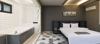 Tiffany Self Check-in Hotel