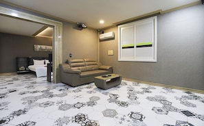 Habitación superior | 1 dormitorio, escritorio, wifi gratis