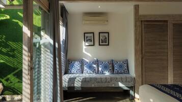 Exclusive Villa | 2 bedrooms, in-room safe, individually decorated, individually furnished