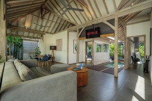 Exclusive Villa | Living room - Mundaka Villa by Betterplace (Canggu)