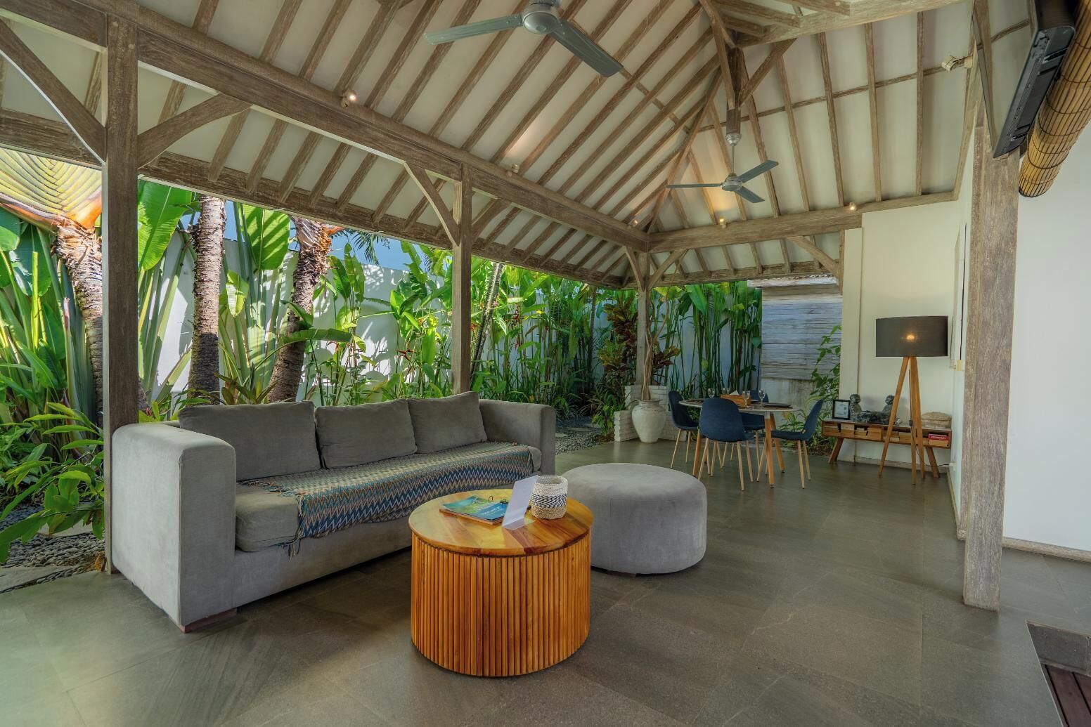 Exclusive Villa | Living room