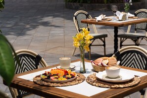 Free daily full breakfast  - Hotel Ibarra 14 (Patzcuaro)