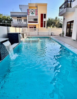 Pool - Hotel Castle Manor (Vanur)