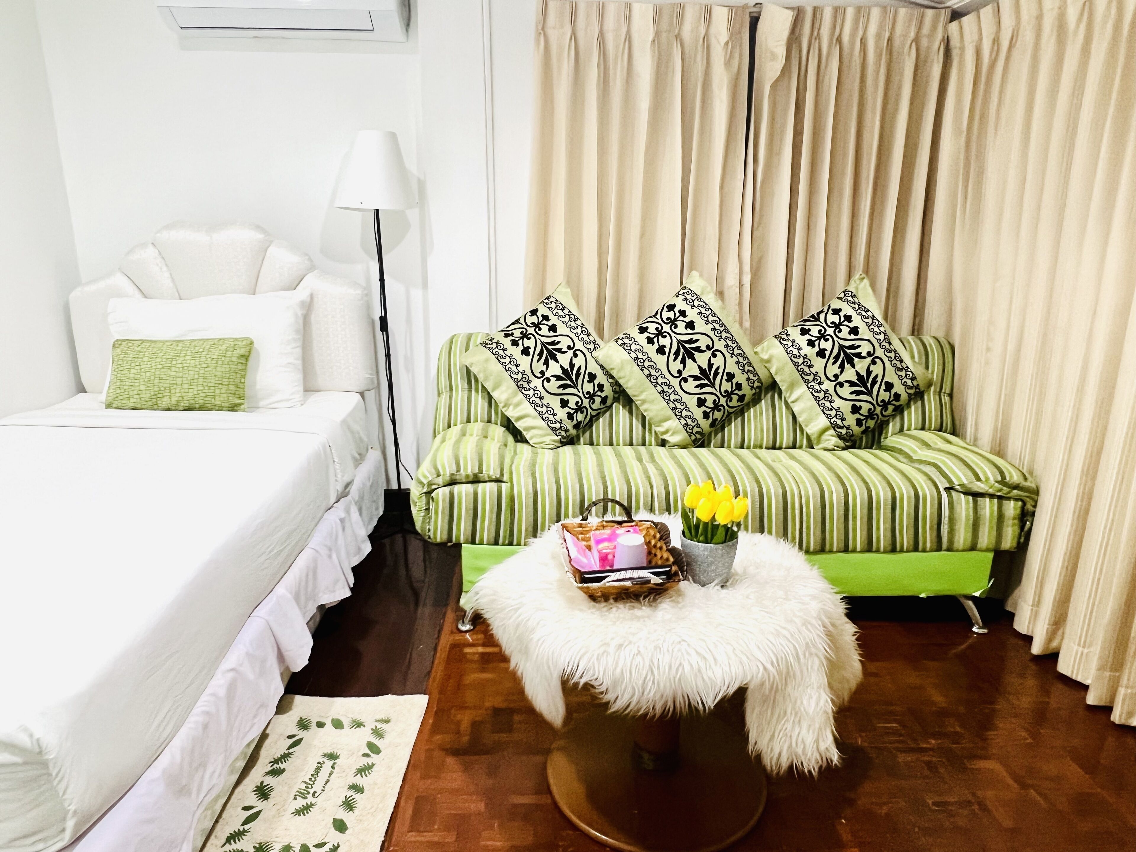 1 bedroom, WiFi, bed sheets