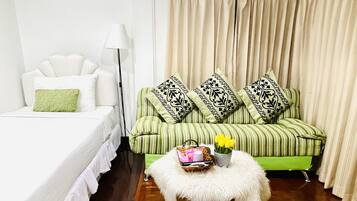 1 bedroom, WiFi, bed sheets