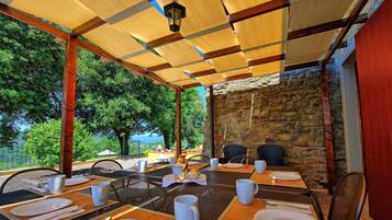 Ristorazione all'aperto