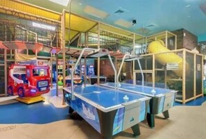 Children’s area - Perfect place for a relaxing family getaway!
 (Davenport)