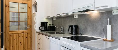 Fridge, microwave, dishwasher, toaster