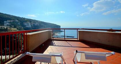 Casa Toni: A welcoming apartment which faces the sun and the sea.